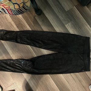 Pink Victoria’s Secret leggings